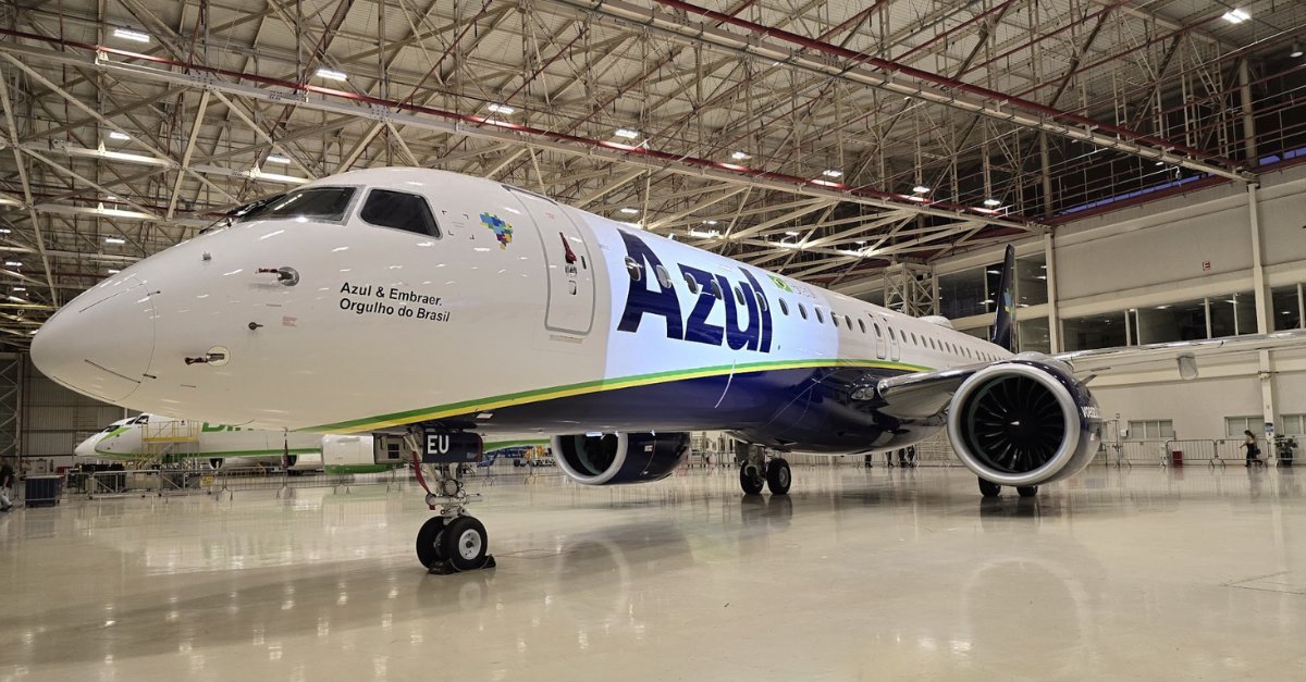 Azul Amplia A Sua Frota Mais Uma Aeronave Embraer E2 Passageiro