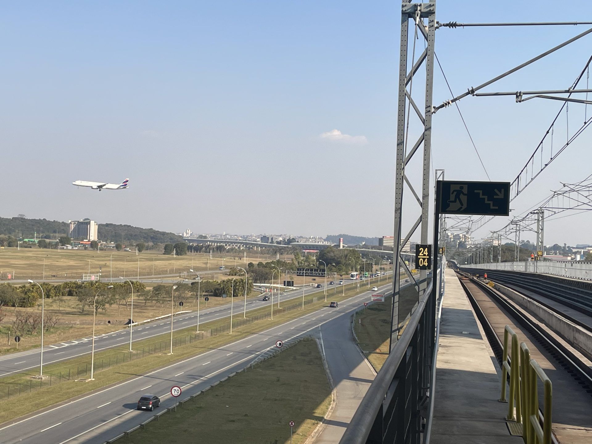 Abaixo-assinado pede ampliação de horários do trem entre o Brás e o  Aeroporto de Guarulhos 